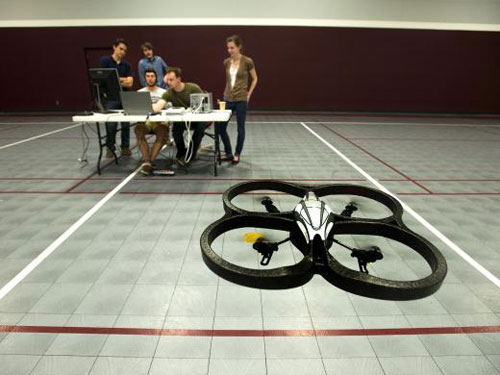 Điều khiển trực thăng bằng ý nghĩ Điều khiển trực thăng bằng ý nghĩ