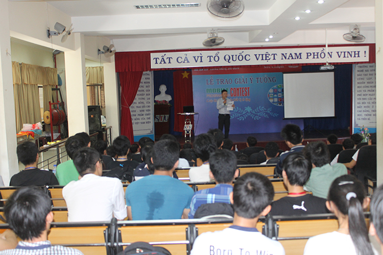 Lễ trao giải phần thi ý tưởng của cuộc thi Lập trình trên thiết bị di động Lễ trao giải phần thi ý tưởng của cuộc thi Lập trình trên thiết bị di động