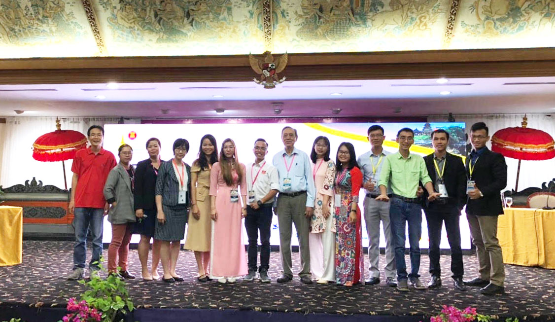 GIẢNG VIÊN KHOA CNTP THAM DỰ HỘI NGHỊ THỰC PHẨM ĐÔNG NAM Á LẦN THỨ 16 TẠI BALI – INDONESIA GIẢNG VIÊN KHOA CNTP THAM DỰ HỘI NGHỊ THỰC PHẨM ĐÔNG NAM Á LẦN THỨ 16 TẠI BALI – INDONESIA