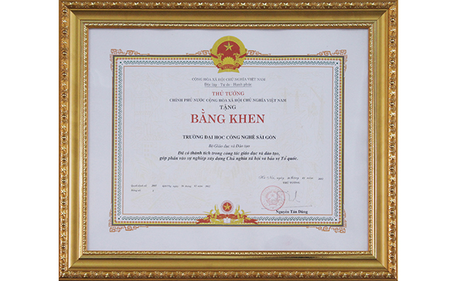 STU quyết định ban hành quy chế về công tác thi đua, khen thưởng và hướng dẫn thực hiện công tác thi đua, khen thưởng năm học 2012 - 2013. STU quyết định ban hành quy chế về công tác thi đua, khen thưởng và hướng dẫn thực hiện công tác thi đua, khen thưởng năm học 2012 - 2013.