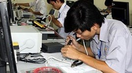 UK helps Vietnam improve vocational training skills UK helps Vietnam improve vocational training skills