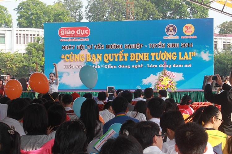 STU tham gia ngày hội tư vấn tuyển sinh do Báo Giáo Dục TP. HCM tổ chức STU tham gia ngày hội tư vấn tuyển sinh do Báo Giáo Dục TP. HCM tổ chức