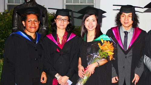 Australian government calls for applications for research grants Australian government calls for applications for research grants