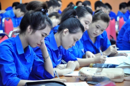 Tổ chức tập huấn cán bộ Đoàn – Hội các cấp lần thứ 1 Năm học 2015 – 2016 Tổ chức tập huấn cán bộ Đoàn – Hội các cấp lần thứ 1 Năm học 2015 – 2016