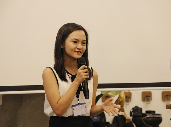 Nữ sinh 17 tuổi ở Quảng Ngãi nhận 12 học bổng của Mỹ và ước mơ giúp thay đổi môi trường Việt Nam