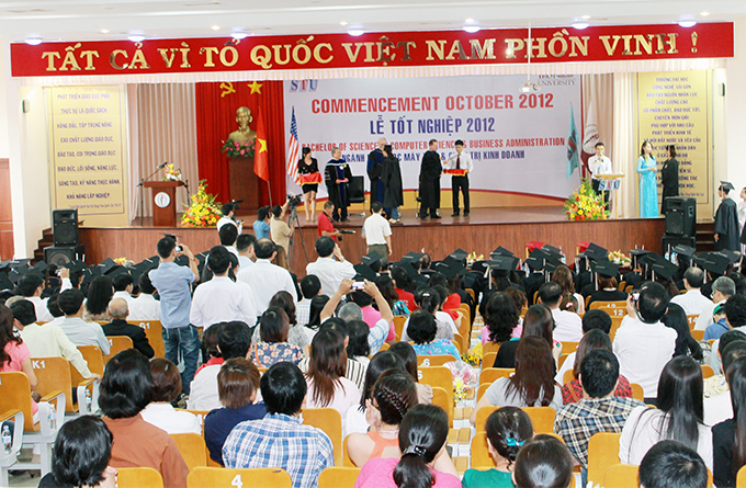 STU tổ chức lễ tốt nghiệp cho 120 tân cử nhân của chương trình liên kết đào tạo quốc tế STU tổ chức lễ tốt nghiệp cho 120 tân cử nhân của chương trình liên kết đào tạo quốc tế