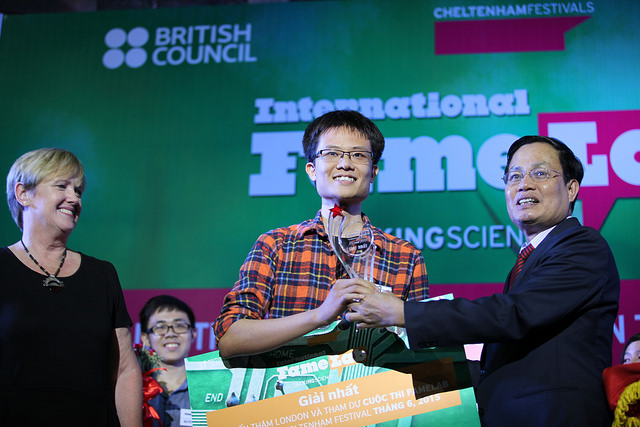 Lộ diện “Đại sứ truyền thông khoa học” đầu tiên của Việt Nam Lộ diện “Đại sứ truyền thông khoa học” đầu tiên của Việt Nam