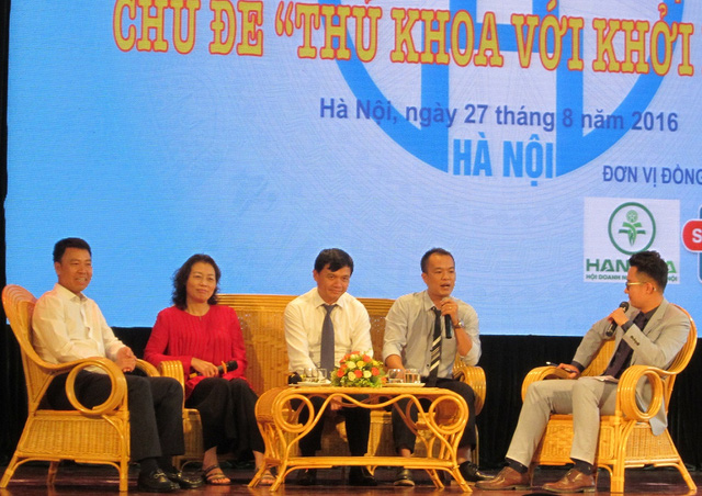 Thủ khoa với khởi nghiệp: “Đừng đốt cháy giai đoạn” Thủ khoa với khởi nghiệp: “Đừng đốt cháy giai đoạn”