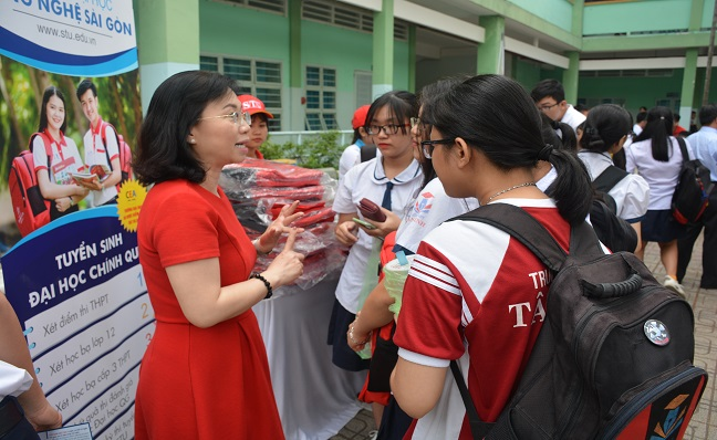 Ngày Hội tư vấn hướng nghiệp - Tuyển sinh đại học, cao đẳng: STU đến trường THPT Tân Bình và THPT Giồng Ông Tố (Tp. HCM) Ngày Hội tư vấn hướng nghiệp - Tuyển sinh đại học, cao đẳng: STU đến trường THPT Tân Bình và THPT Giồng Ông Tố (Tp. HCM)