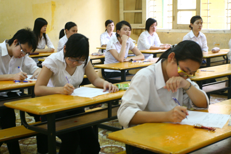Students turn their backs on social subjects Students turn their backs on social subjects