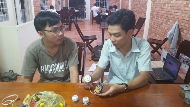 Sinh viên sáng chế thiết bị giúp trẻ em không bị đuối nước Sinh viên sáng chế thiết bị giúp trẻ em không bị đuối nước