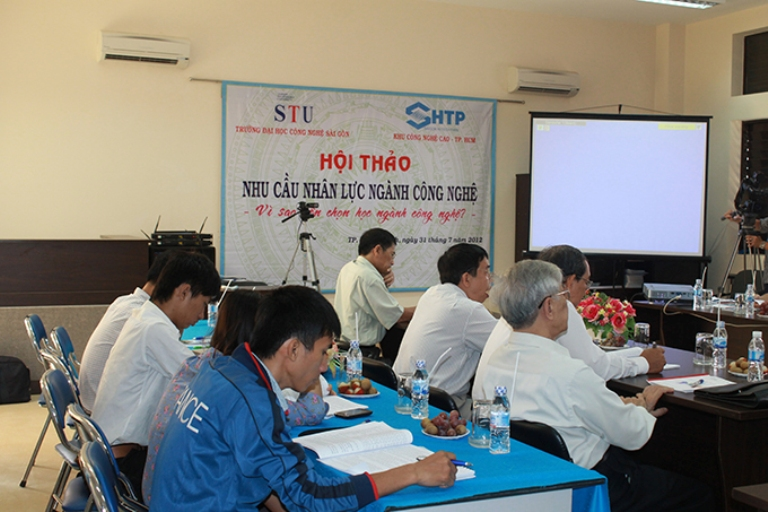 STU tổ chức Hội thảo STU tổ chức Hội thảo