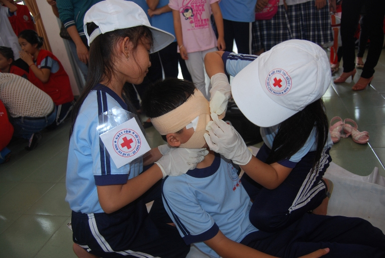 Học sinh tốt nghiệp THPT phải thành thạo sơ cấp cứu Học sinh tốt nghiệp THPT phải thành thạo sơ cấp cứu