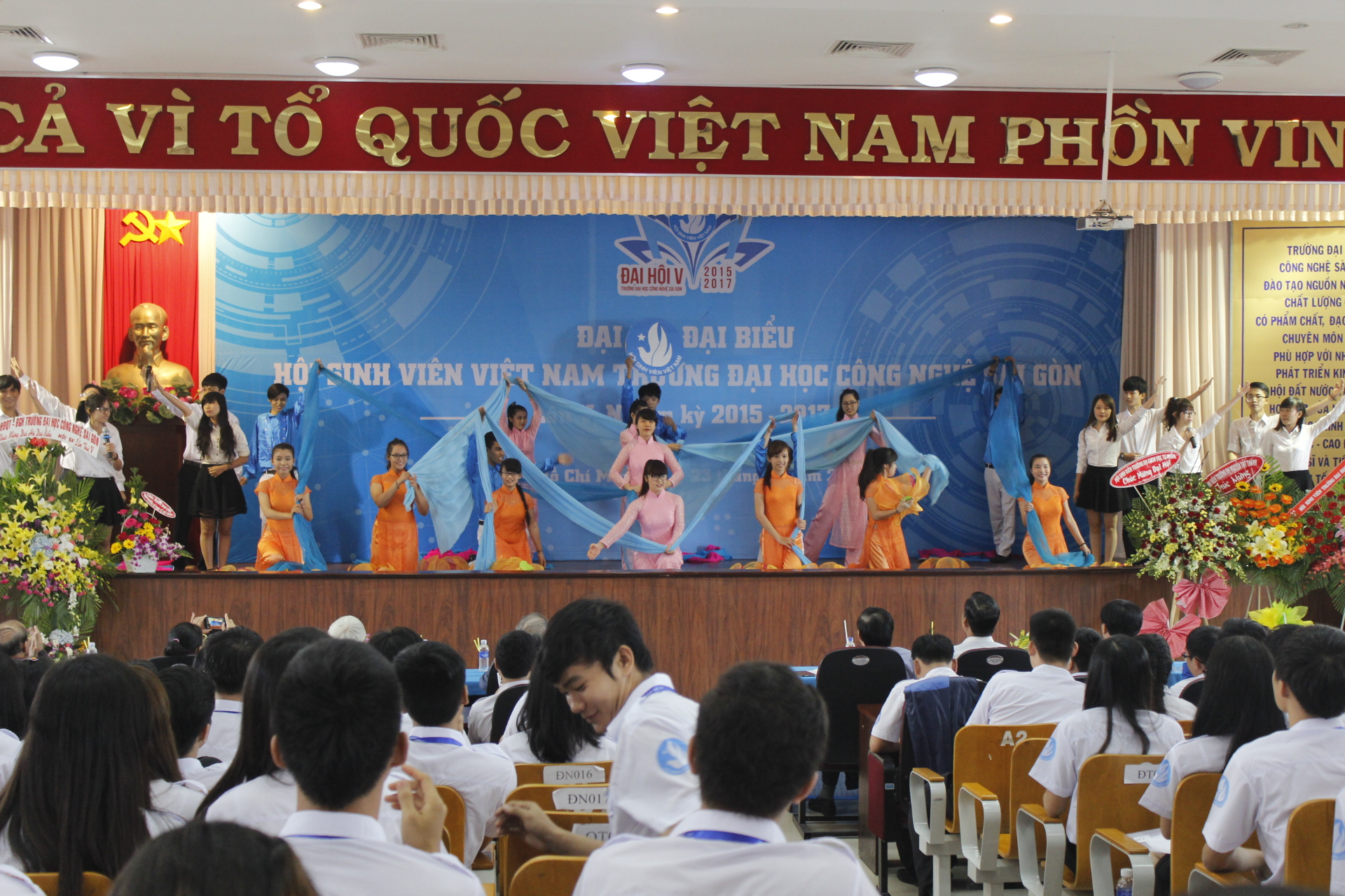 Đại hội Đại biểu Hội Sinh viên Việt Nam Trường Đại học Công nghệ Sài Gòn lần thứ V (Nhiệm kỳ 2015 – 2017 ) Đại hội Đại biểu Hội Sinh viên Việt Nam Trường Đại học Công nghệ Sài Gòn lần thứ V (Nhiệm kỳ 2015 – 2017 )