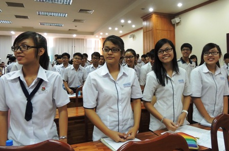 Students complain teaching programmes unrealistic and backward Students complain teaching programmes unrealistic and backward