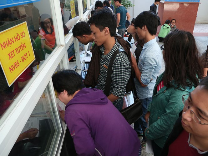 Thi THPT quốc gia và xét tuyển 2016: Đề xuất bỏ điểm sàn Thi THPT quốc gia và xét tuyển 2016: Đề xuất bỏ điểm sàn