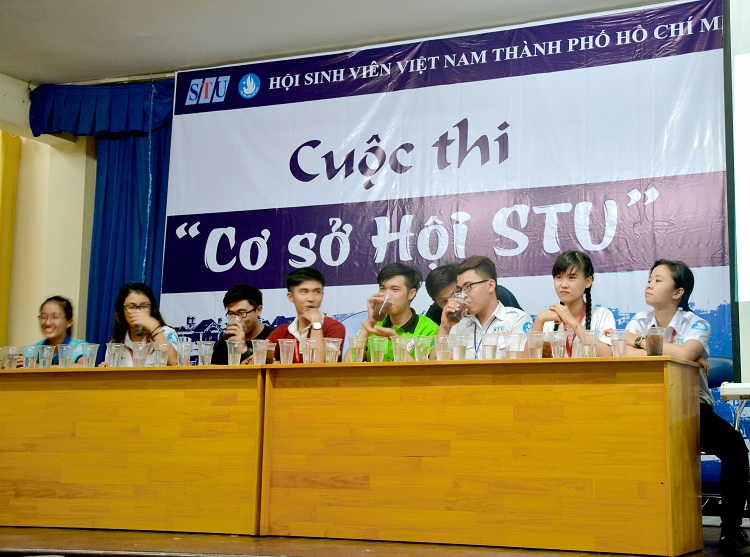 Sinh viên STU cháy hết mình trong cuộc thi Cơ sở hội STU- chào mừng kỷ niệm 67 năm ngày truyền thống Học sinh- Sinh viên (09/01/1950 – 09/01/2017) Sinh viên STU cháy hết mình trong cuộc thi Cơ sở hội STU- chào mừng kỷ niệm 67 năm ngày truyền thống Học sinh- Sinh viên (09/01/1950 – 09/01/2017)