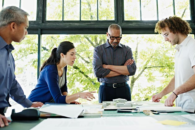 3 cách “ghi điểm” khi là nhân viên trẻ nhất phòng 3 cách “ghi điểm” khi là nhân viên trẻ nhất phòng