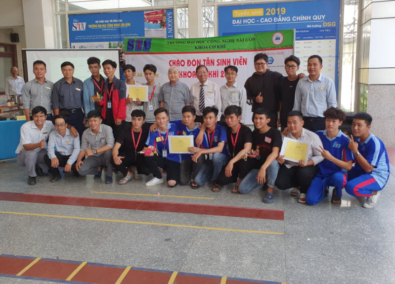 Chào Mừng Tân Sinh Viên Cơ Điện Tử Khóa 2019 Chào Mừng Tân Sinh Viên Cơ Điện Tử Khóa 2019