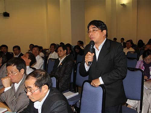 Skills of English teachers substandard Skills of English teachers substandard