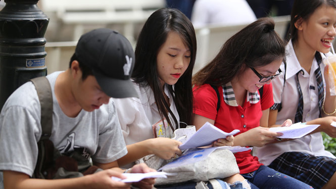 Dự kiến bỏ “điểm sàn” tuyển sinh đại học Dự kiến bỏ “điểm sàn” tuyển sinh đại học