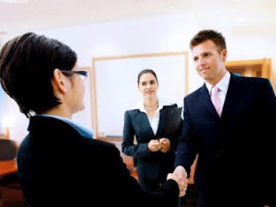 Nghề phiên dịch: thu nhập khủng và những Nghề phiên dịch: thu nhập khủng và những