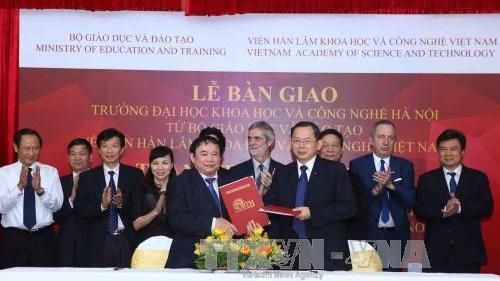 Hanoi Science-Technology University handed over to Vietnam Academy of Science and Technology Hanoi Science-Technology University handed over to Vietnam Academy of Science and Technology