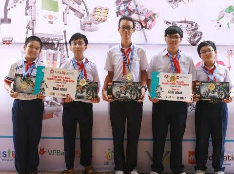 HCM City to send five students to the World Robot Olympiad