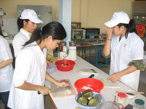 STU: Mô hình xã hội hóa giáo dục thành công cần nhân rộng (Trích nguồn từ Baomoi.com)
