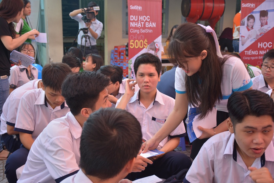 STU tham gia Ngày hội Tư vấn hướng nghiệp, tư vấn tuyển sinh 2018 tại trường THPT Phan Đăng Lưu