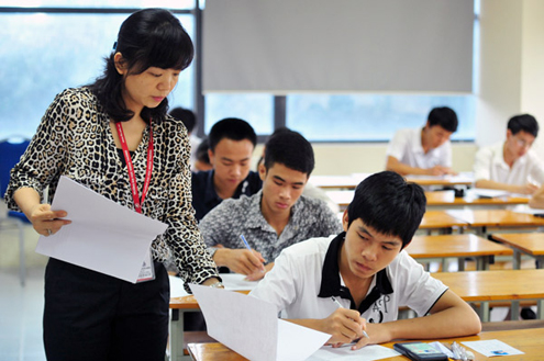 Nỗi buồn của bạn trẻ về giáo dục Việt Nam