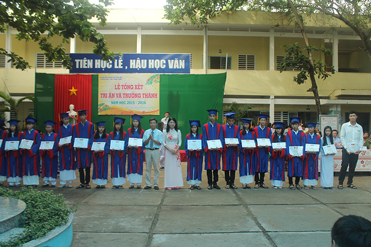Chương trình Học bổng STU - Chắp cánh ước mơ tại Trường THCS - THPT Trưng Vương