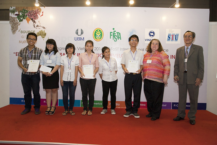 Sinh viên STU đoạt Giải Nhất cuộc thi “Thực phẩm an toàn cho tài năng trẻ”