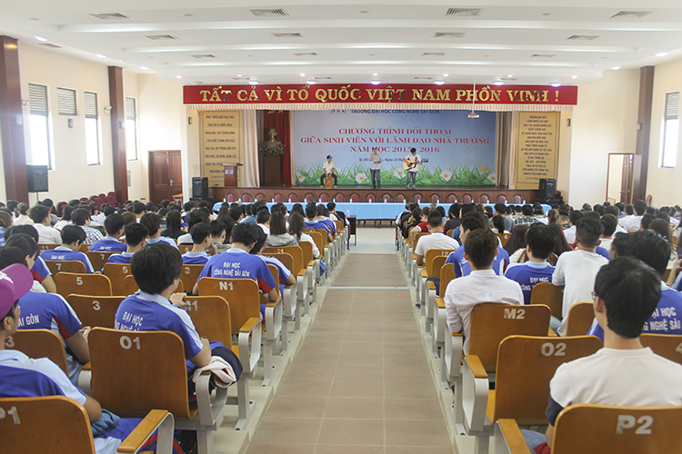Trường Đại học Công Nghệ Sài Gòn tổ chức chương trình đối thoại giữa sinh viên và lãnh đạo nhà trường