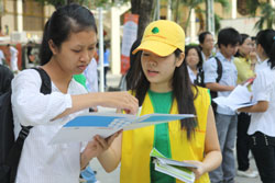 More ‘temp' work for students over Tet
