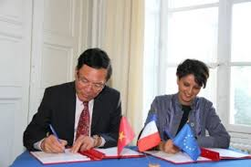 Việt Nam và Pháp sẽ công nhận bằng cấp của nhau