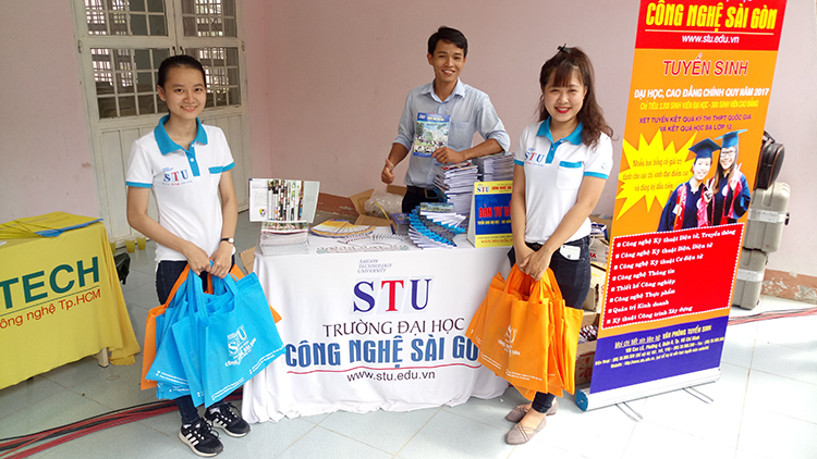 STU tham gia chương trình tư vấn tuyển sinh tại Gia Lai, Kon Tum