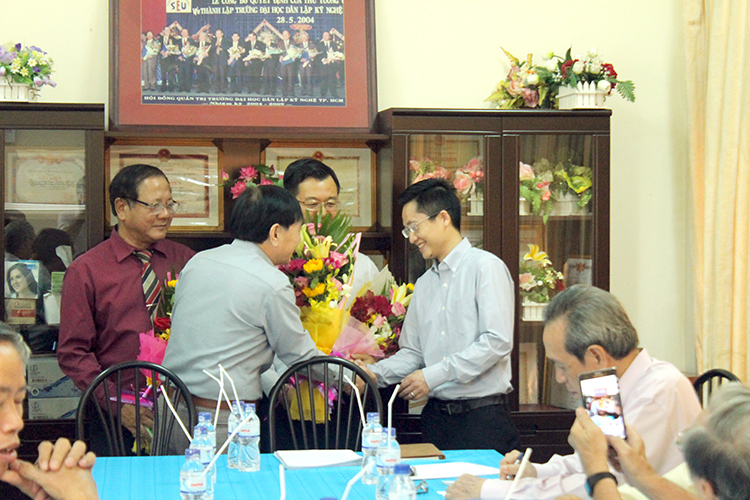 Trường Đại học Công nghệ Sài Gòn bổ nhiệm lãnh đạo cấp khoa