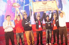 Vietnam wins regional e-sport contest at home