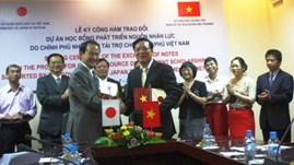 Japan grants 30 scholarships for Vietnamese cadres
