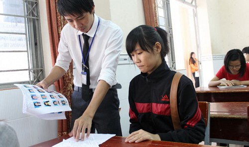College entrance exams in Vietnam and China (photos)