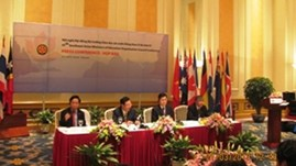 Vietnam pledges all-out effort to reduce disparity in education