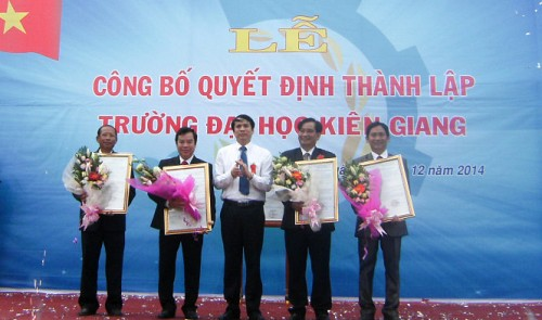 Vietnam sets up new university, expected to train up to 15,000 by 2020